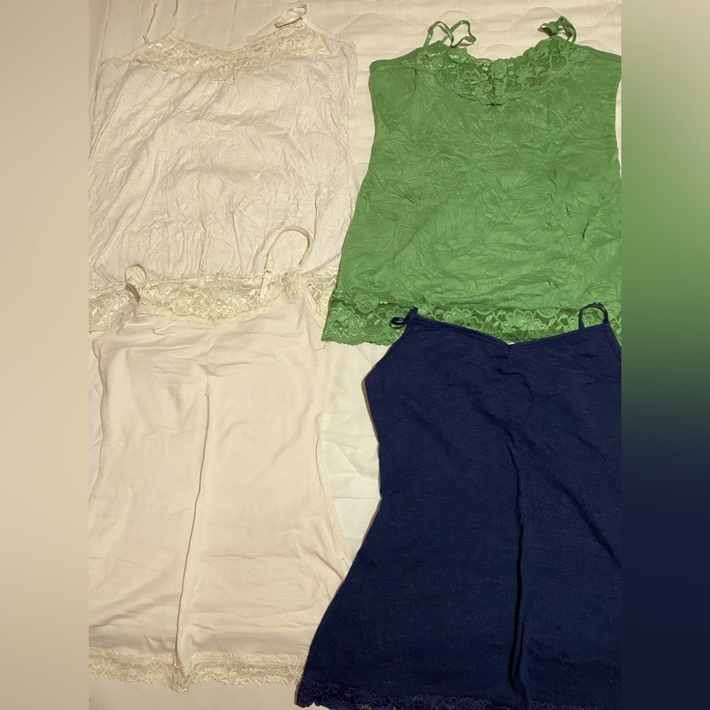 Women’s laced tanks